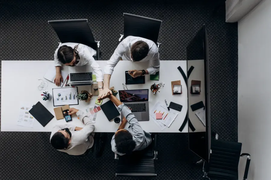 Dati societari e marketing B2B: come costruire liste commerciali più affidabili